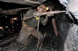 Украина по требованию МВФ собирается продать угольные шахты и сократить субсидии 