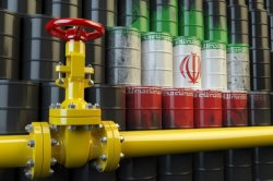 Иран объявил о намерении продавать нефть России