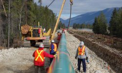 ЕВРАЗ получает заказ на поставку труб для проекта газопровода Trans Mountain