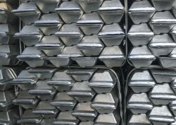 ВТО отложила спор по тарифам на сталь и алюминий