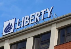 Робот обрабатывает бизнес-заказы в LIBERTY Ostrava