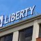 Робот обрабатывает бизнес-заказы в LIBERTY Ostrava