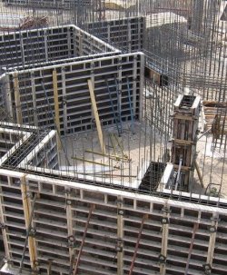 Технология устройства бетонной отмостки: шаги и рекомендации