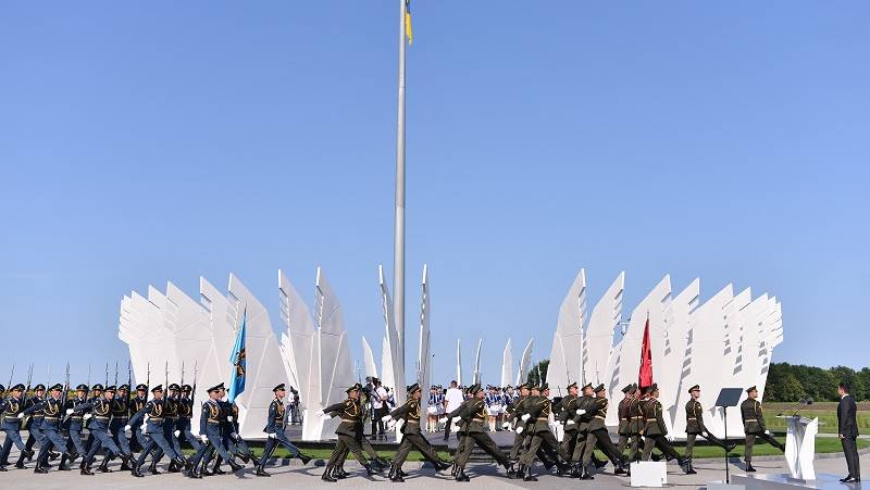 В Черкасской области открыли арт-объект из стали Метинвеста